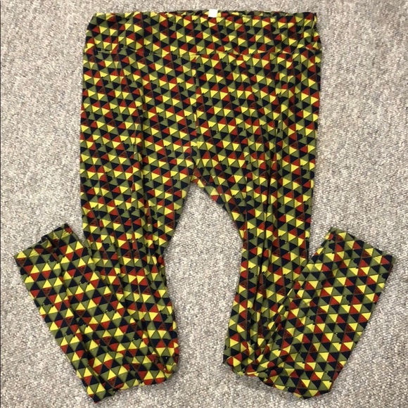 LuLaRoe Pants - 🪢LuLaRoe T&C Herringbone Pattern Leggings